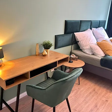 Hag- 3 Zimmer - Hochwertig Eingerichtet - Zentral - Ruhig - Self-Checkin- Voll Ausgestattet شقة *