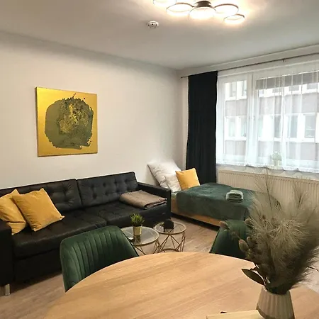 Hag- 3 Zimmer - Hochwertig Eingerichtet - Zentral - Ruhig - Self-Checkin- Voll Ausgestattet *